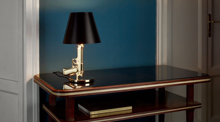 Lampada Flos modello Bedside Gun - Image 2