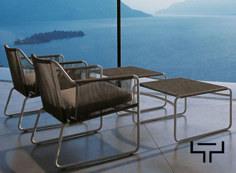 HARP 368 model Roda armchair - Image 2